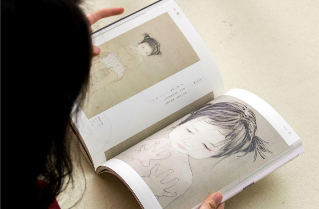 罗寒蕾的绘画艺术成都专题讲座暨《绘·呼吸》新书发布会在成都市美术馆举行