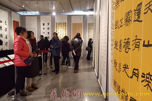 第五届中国西部书法篆刻作品展开幕式在甘肃兰州举行