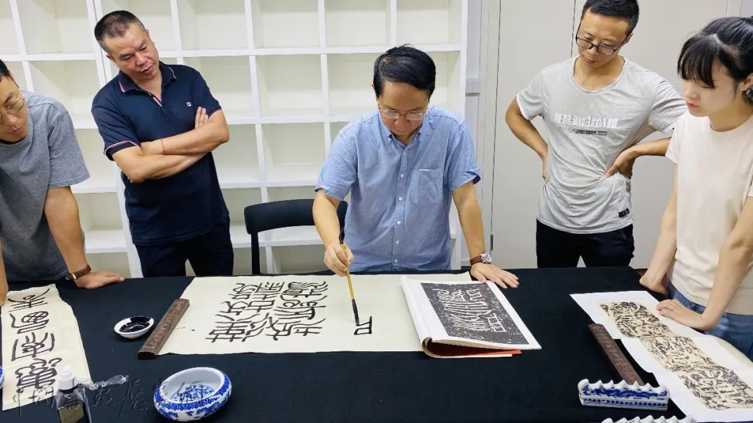 黄仁龙老师授课贵州师大书法教师研修班实录 黄仁龙老师授课贵州师大书法教师研修班实录