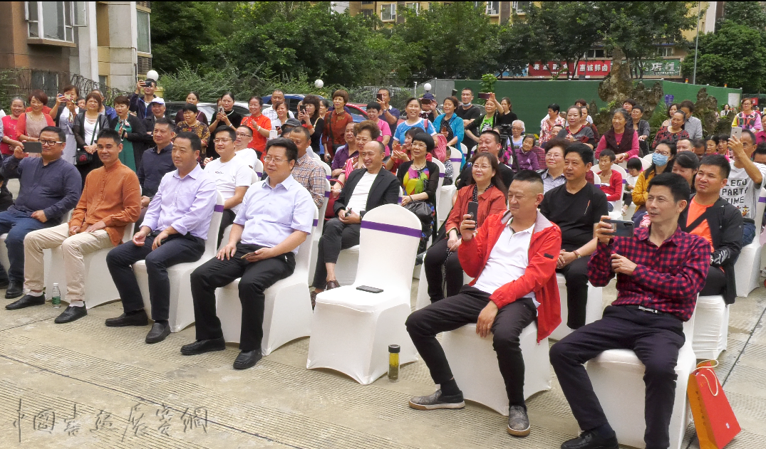 头条|中国水墨高原雪山画派创作培训基地、四川省西部中国画院交流创研基地在成华揭牌 头条|中国水墨高原雪山画派创作培训基地、四川省西部中国画院交流创研基地在成华揭牌