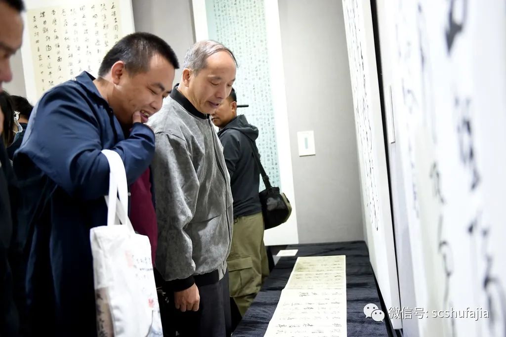 快讯 | 《传承与创新·四川省第二届行草书大展》在四川福宝美术馆开幕 快讯 | 《传承与创新·四川省第二届行草书大展》在四川福宝美术馆开幕