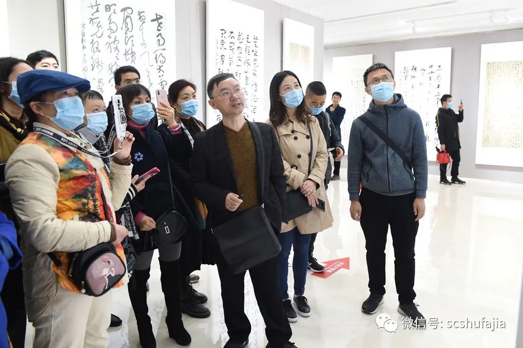 快讯 | 《传承与创新·四川省第二届行草书大展》在四川福宝美术馆开幕 快讯 | 《传承与创新·四川省第二届行草书大展》在四川福宝美术馆开幕
