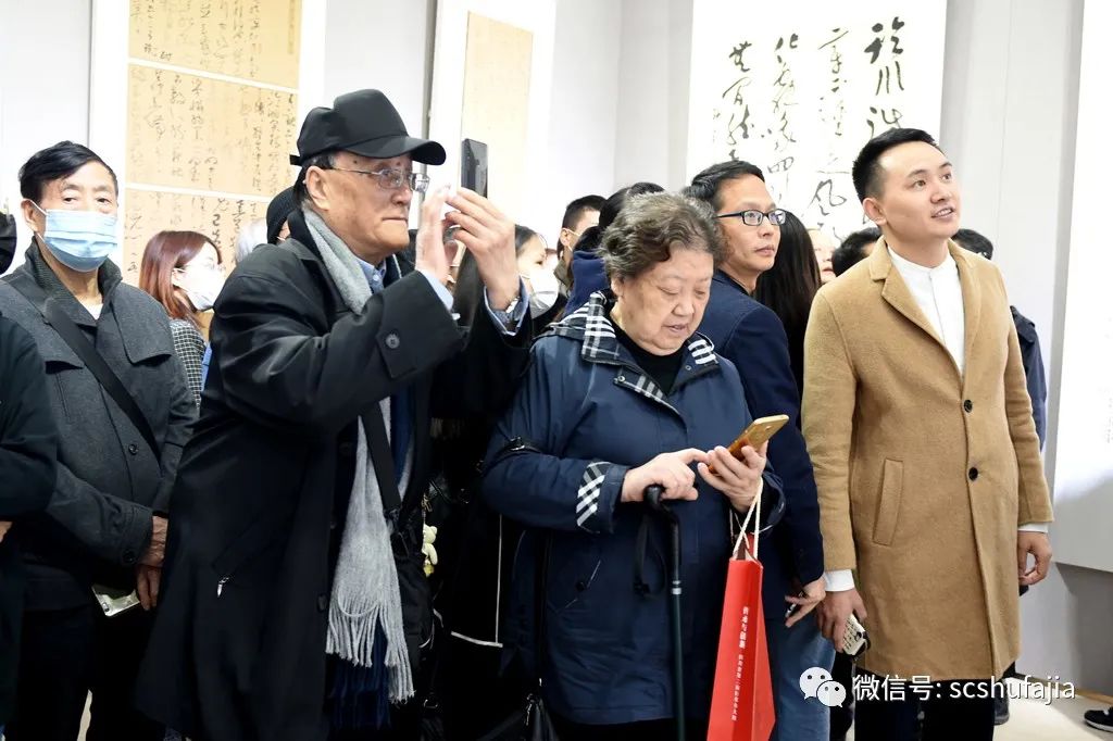 快讯 | 《传承与创新·四川省第二届行草书大展》在四川福宝美术馆开幕 快讯 | 《传承与创新·四川省第二届行草书大展》在四川福宝美术馆开幕