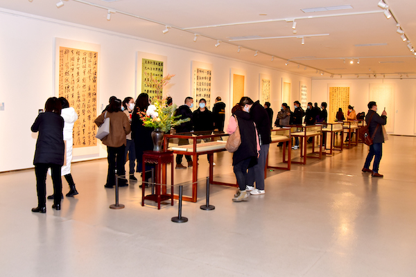 上海书法篆刻大展：呈现当下创作，获奖入展者趋年轻化