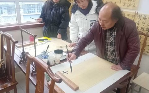 传承国粹书法  发展天府文化 赵安如赴都江堰讲学