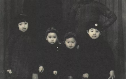 往事｜周鍊霞仕女画与其丈夫徐晚蘋摄影的影响