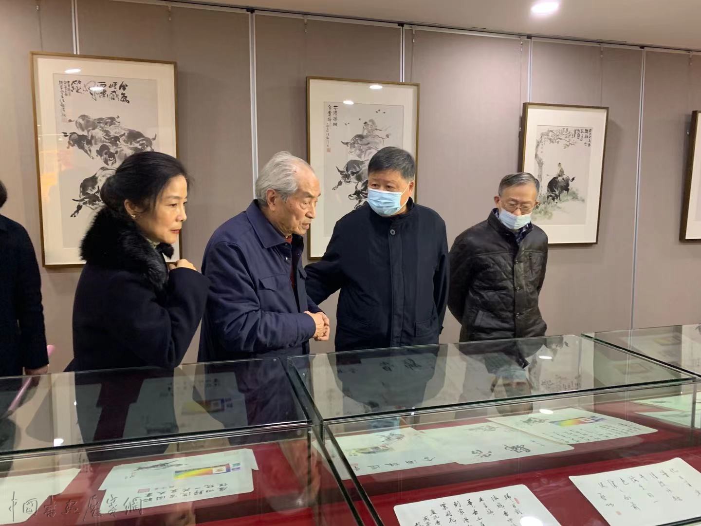 张学良、巴金、金庸题签，汪观清“百牛封”捐赠上海档案馆