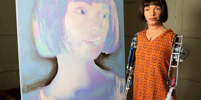 反思人和机器的关系,“首个仿真AI机器人艺术家”个展将展