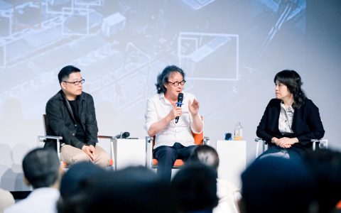 “世界是巨大的摄影棚”，上双举办“当代影像寓言”论坛