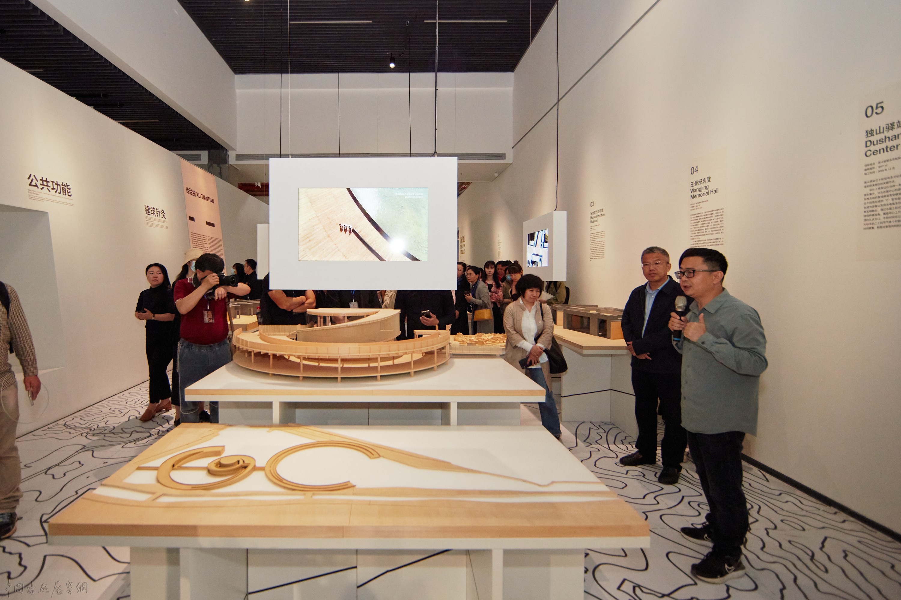 用一个展览聚焦乡建十年:建筑、文艺与地方营造实验