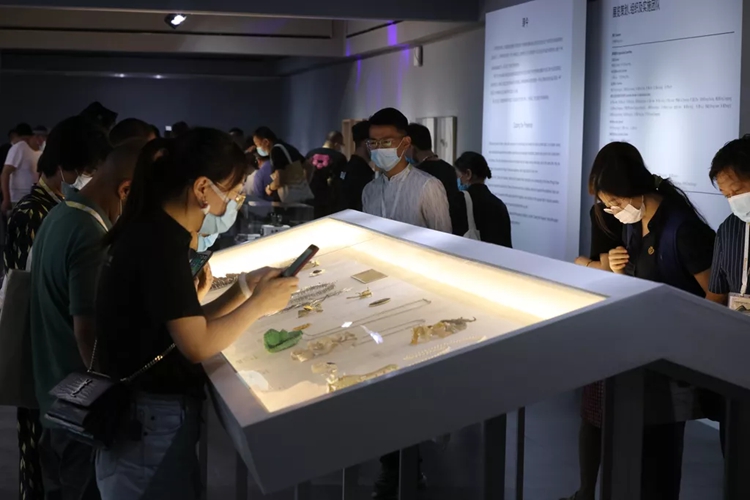 微信图片_20210605222813.jpg “中国国际当代金属艺术展”在上海启幕