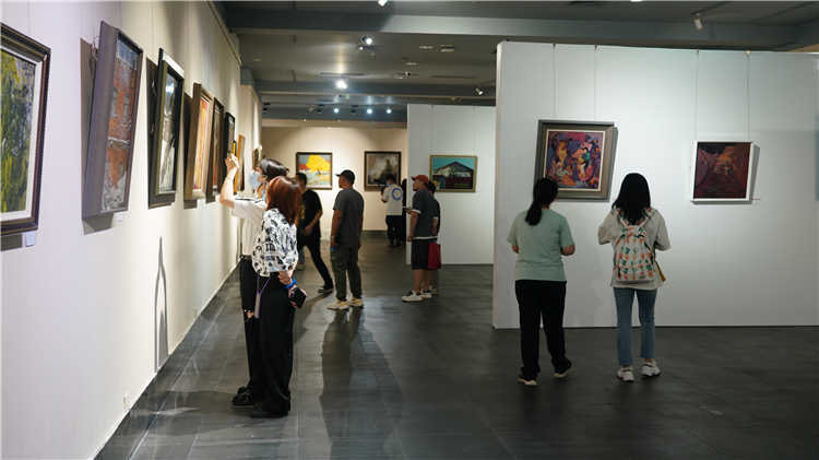 “魅力红谷——第二届全国小幅漆画展”在江西开幕