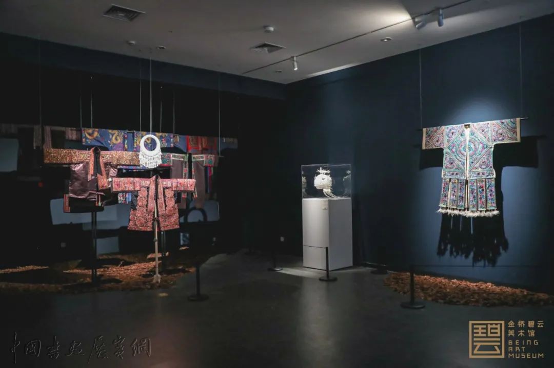 穿在身上的史诗,浦东呈现“衣冠民尚”服饰工艺展