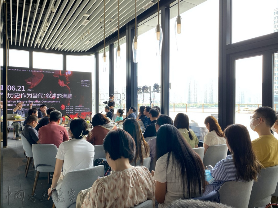 圆桌|何谓当代与经典?从石鲁与延安文艺里的“牛”说起