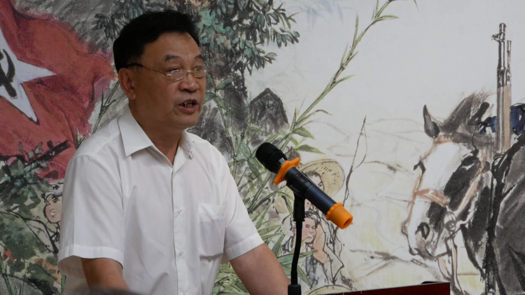 4中国收藏家协会会长罗伯健致辞.jpg 继往开来——庆祝中国共产党建党百年红色收藏展