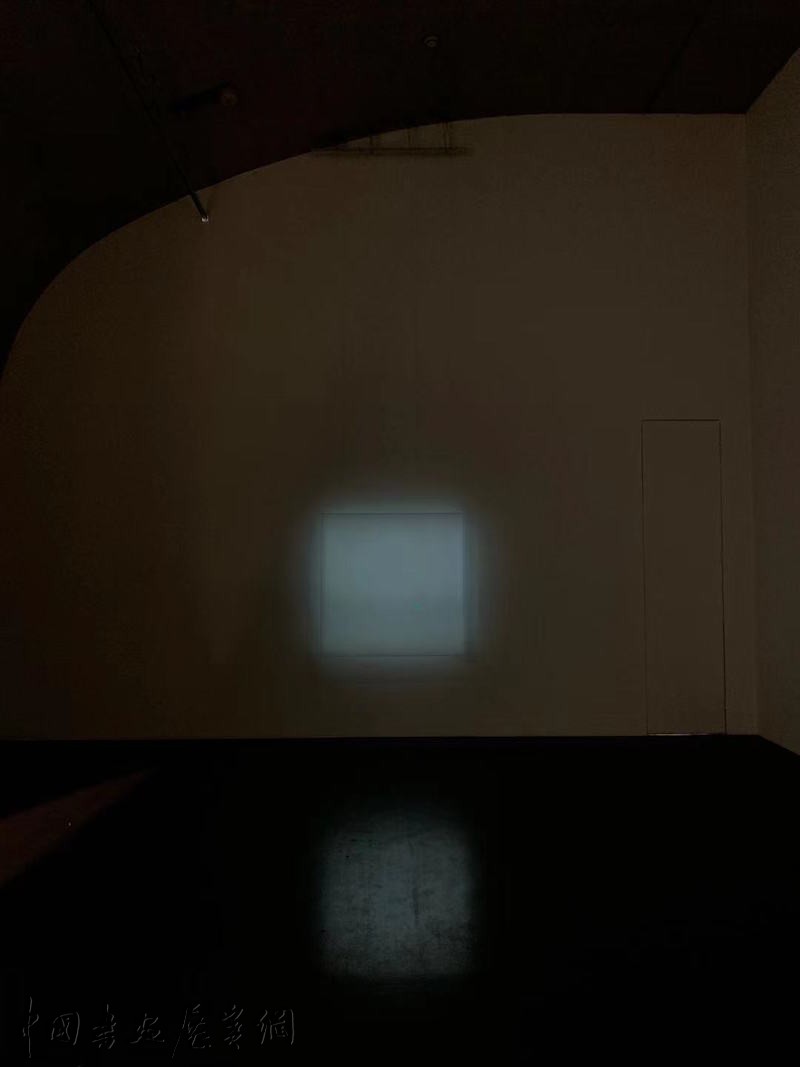 观展记|玛丽·阔思“以光作画”,在建筑情境中体验光