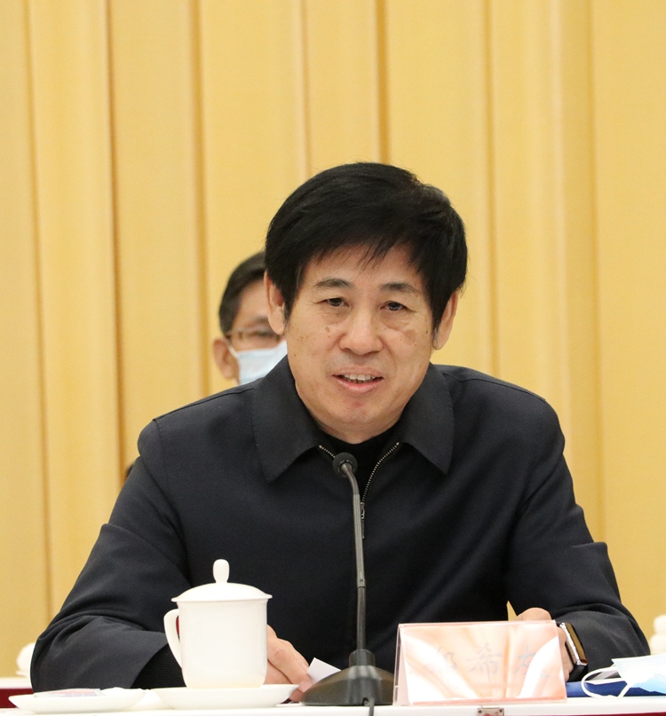 马锋辉同志增选为中国美术家协会驻会副主席