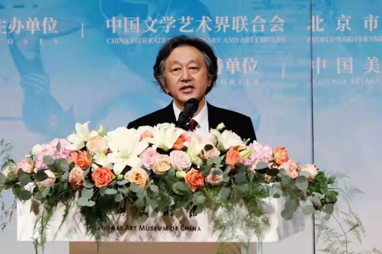 中国美协分党组书记、驻会副主席马锋辉致辞.jpg “生命之光”第九届北京双年展在京开幕——117个国家和地区美术家为北京冬奥和国际抗疫谱写生命赞歌