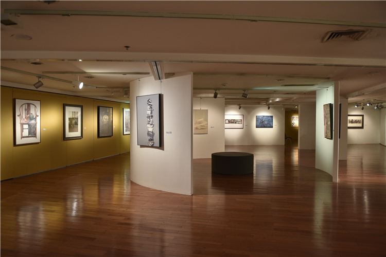 2.jpg “庆祝中国共产党成立100周年——首届中国水彩静物画展”在武汉美术馆展出