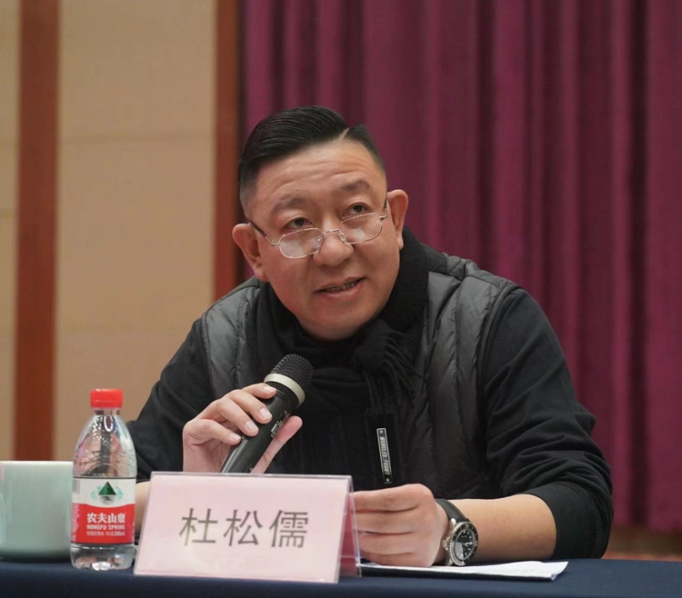 10.jpg “第七届全国青年美术作品展览”复评工作在杭州举行