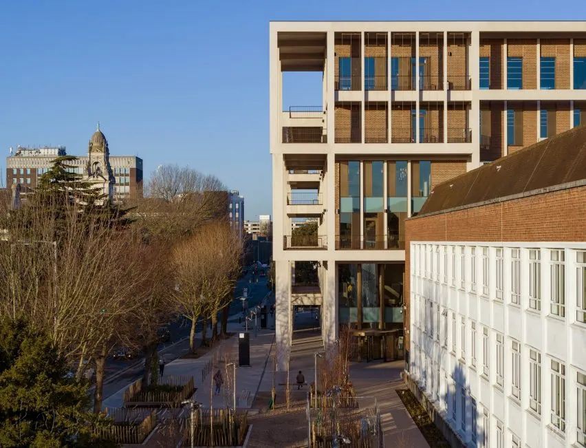 欧盟当代建筑奖公布：聚焦教育建筑与合作住房