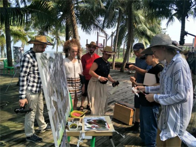 22.jpg 海南文艺成绩单——美术篇五年砥砺奋进 彰显美术担当