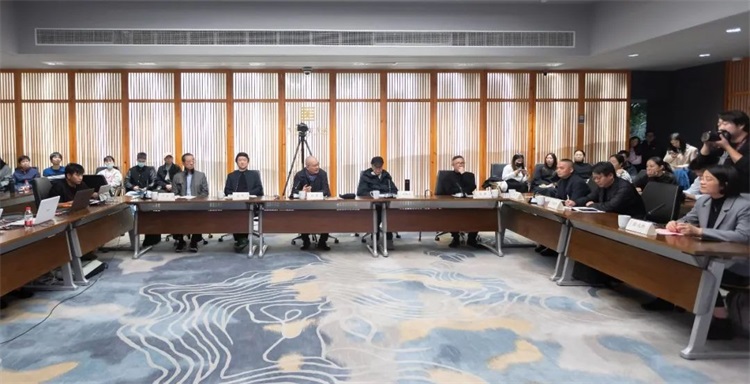 11.jpg 潘天寿诞辰125周年系列学术活动在中国美院举行