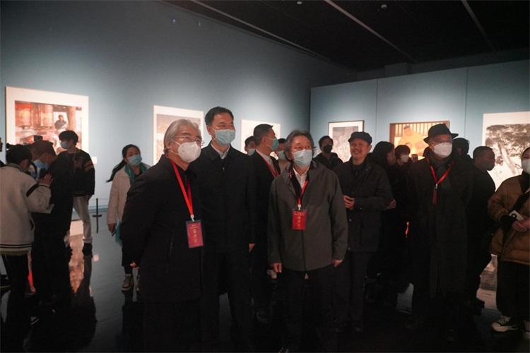 第五届全国中国画展览在郑州开幕