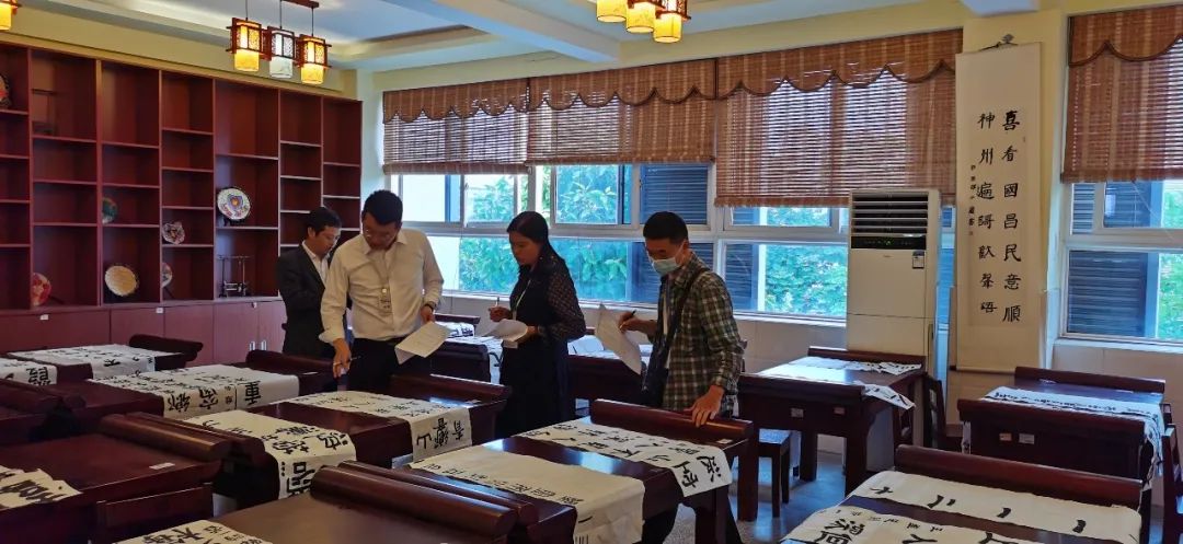 传承须躬行，盛世当自强  ——“践行党的二十大 喜迎盛世大运会”龙泉驿区师生书法大赛
