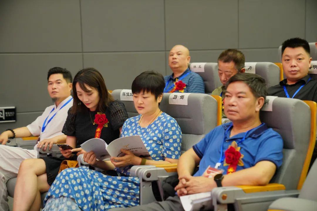 成都市金牛区书法家协会成立大会暨书法展举行