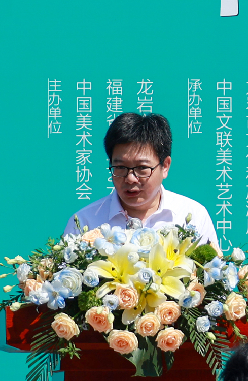 王秘(调整.jpg 仰望秋岳——2022中国画山水作品展在龙岩开幕