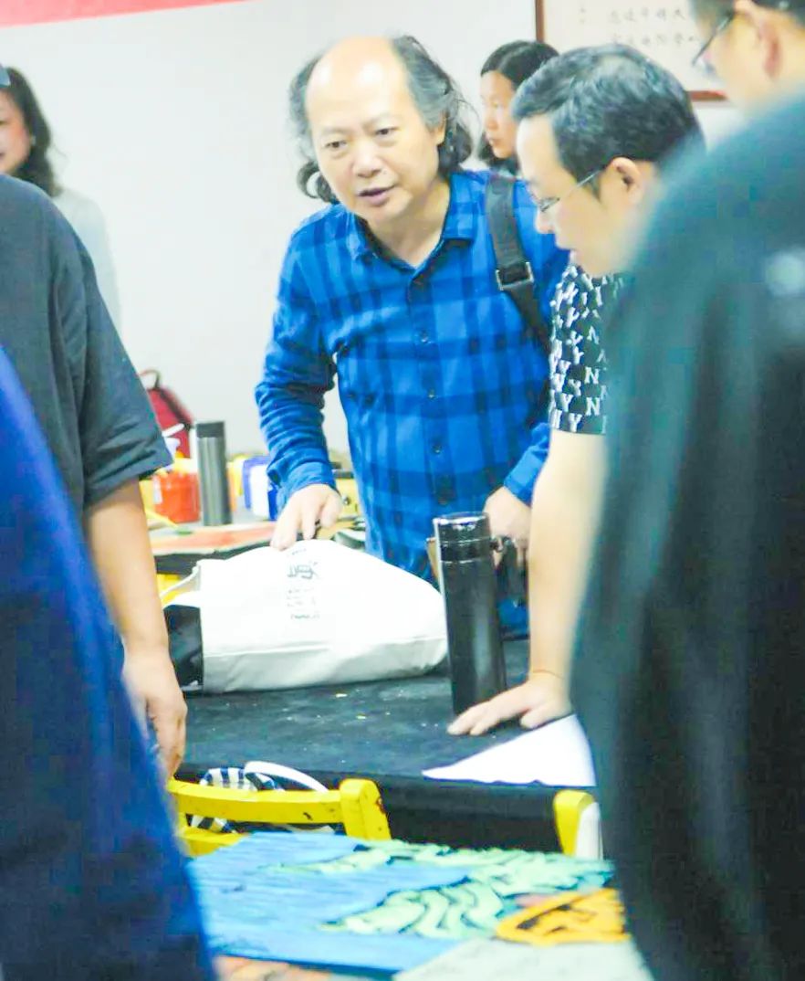 成都市书协“2023现代刻字艺术创作集训班”在蓉举办 成都市书协“2023现代刻字艺术创作集训班”在蓉举办