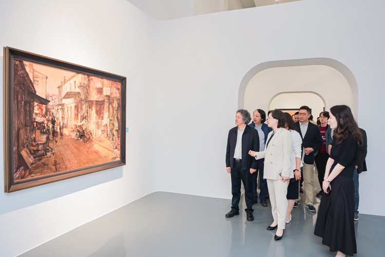 展厅现场.jpg 诗意江南——2022·中国油画作品展览在苏州开幕