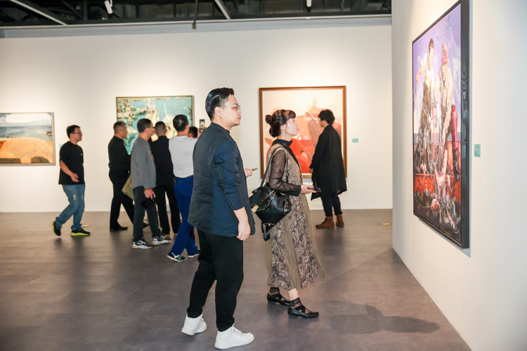 展厅现场.jpeg 诗意江南——2022·中国油画作品展览在苏州开幕
