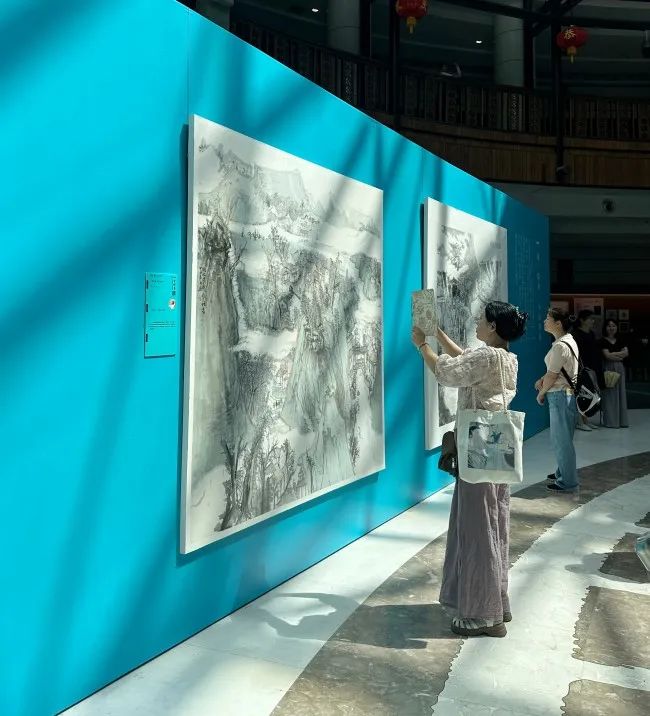 仰望秋岳——2025·中国画山水作品展在龙岩美术馆启幕 | 中国书画展赛网
