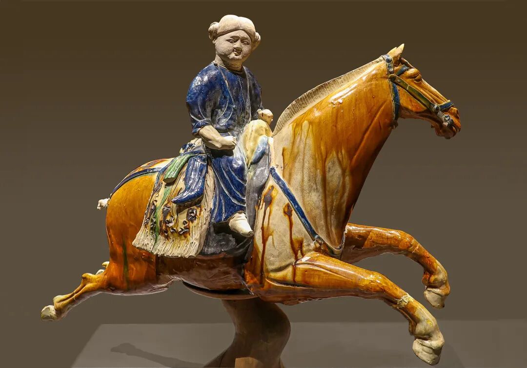 一马当先！历代艺术珍品里的“龙马精神”